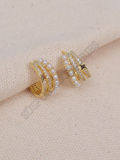 3 Sıralı İncili ve Yıldızlı Gold Mini Halka Küpe