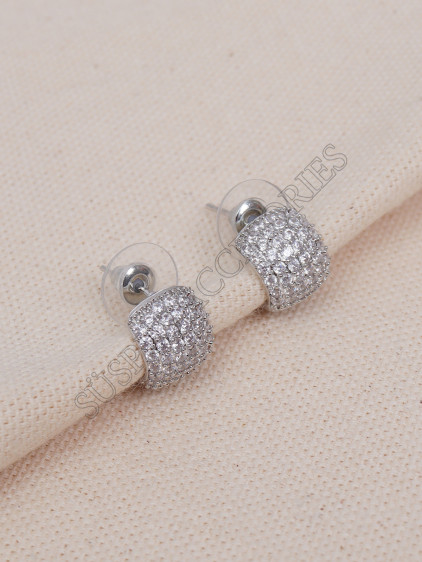 Zirkon Taşlı Minimal Silver Küpe Zirkon Taşlı Minimal Silver Küpe