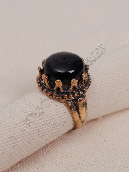 Onix Taşlı Büyük Taç Model Yüzük