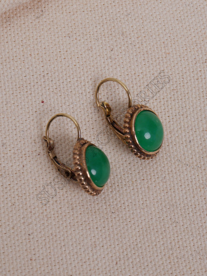 Ortası Yeşil Taşlı Otantik Küpe