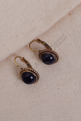 Ortası Siyah Yıldız Taşlı Otantik Küpe