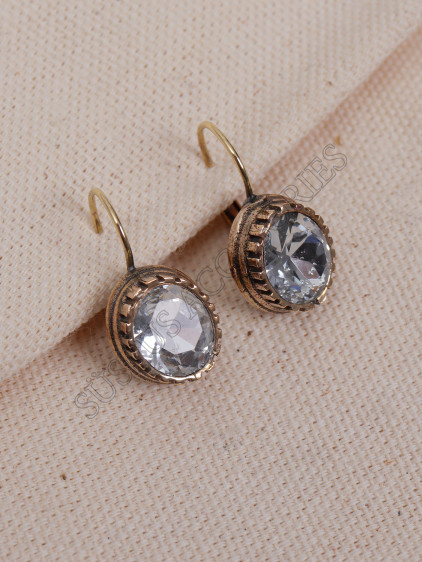 Beyaz Kristal Taşlı Oval Otantik Küpe