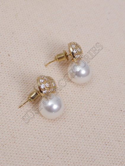 Zirkon Taşlı Fiyonklu Gold İnci Küpe