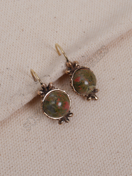 Ukanit Taşlı Yuvarlak Taşlı Otantik Küpe