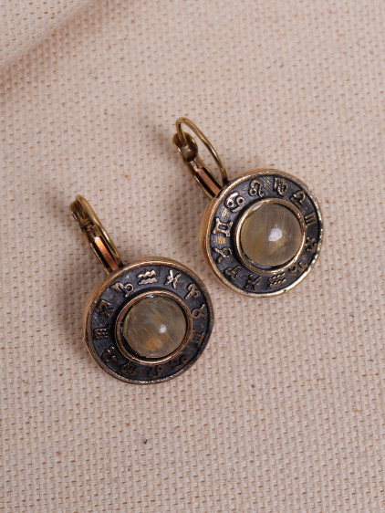 Rutil Kuvars Taşlı Burç Figürlü Otantik Küpe