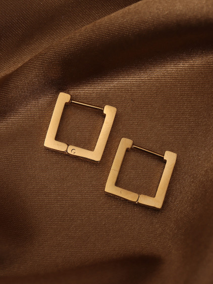 Mini Kare Model Gold Çelik Küpe