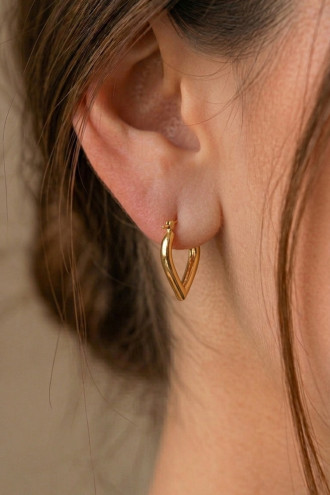 Damla Formunda Üçgen Gold Çelik Küpe