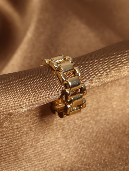 Zincir Modeli Gold Renk Kıkırdak Küpe