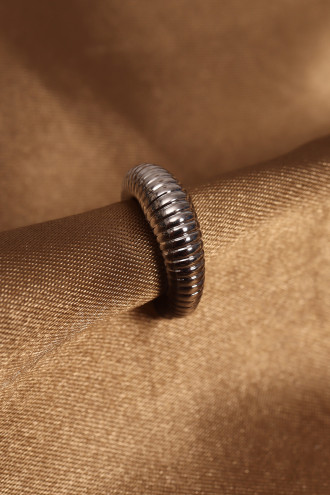 Yay Modeli Silver Renk Kıkırdak Küpe