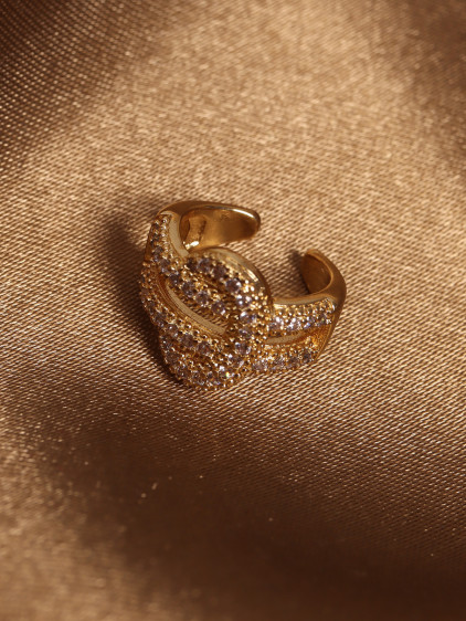 Kemer Modeli Zirkon Taşlı Gold Renk Kıkırdak Küpe