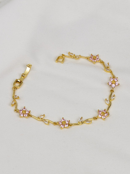 Gold Renk Pembe Taşlı Suyolu Beş Yapraklı Çiçek Figürlü Bileklik Gold Renk Pembe Taşlı Suyolu Beş Yapraklı Çiçek Figürlü Bileklik