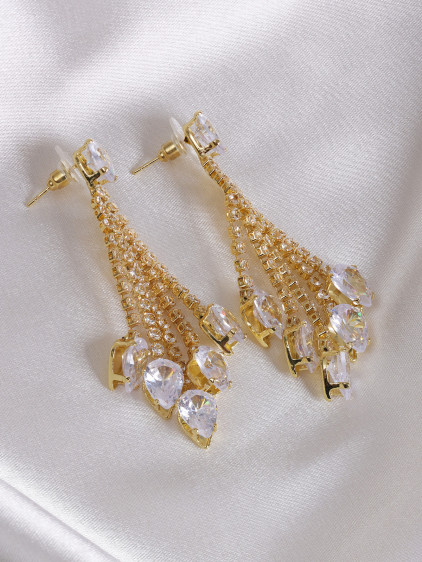Veloura Luxury Zirkon Küpe Veloura Luxury Zirkon Küpe